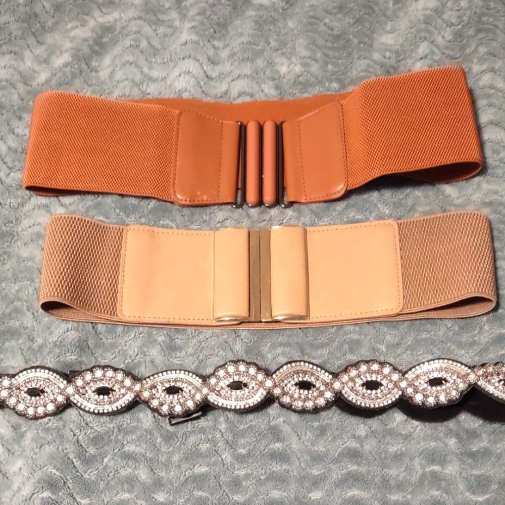 Belts - Black is Altrd State - never used, others are off Amazon. All New. - Picture 2 of 11